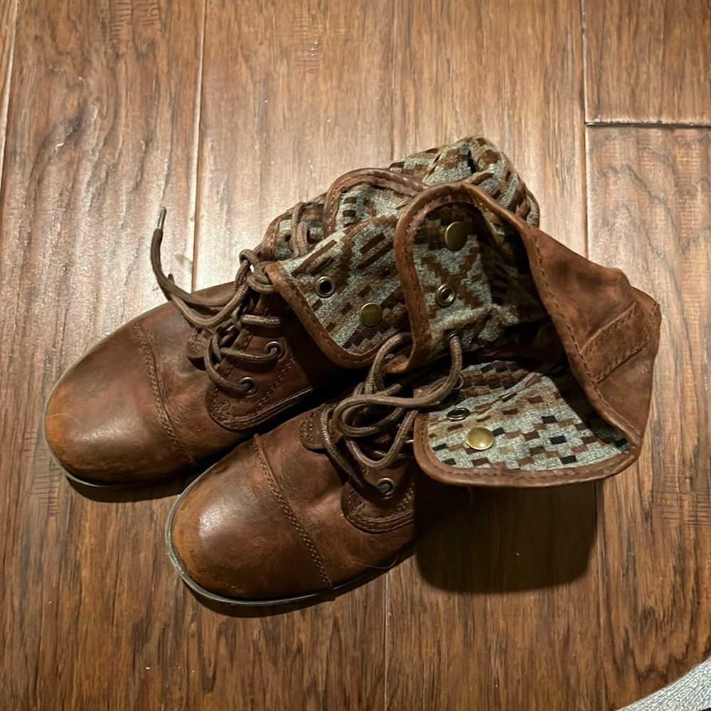 Natural Reflection Brown Combat Booties